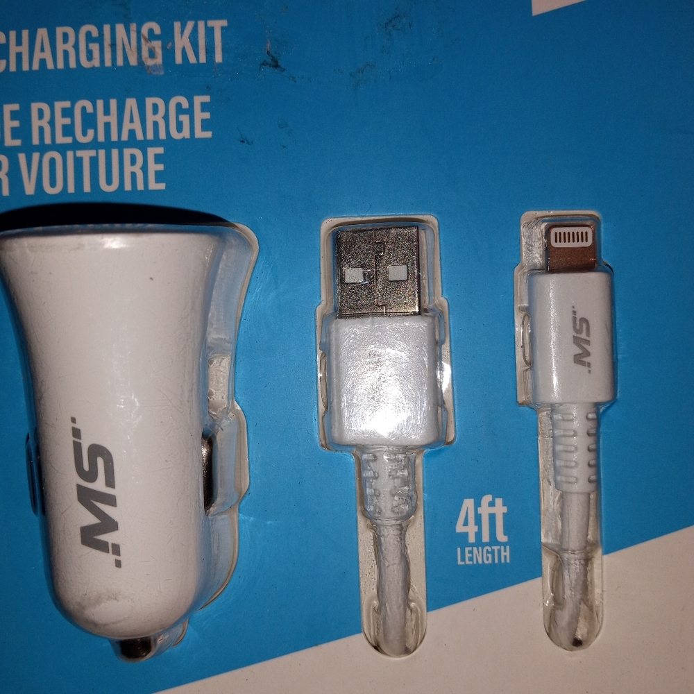 NEW!! iPhone "Mobilespec" White 4 ft lightning to USB cable car charging…